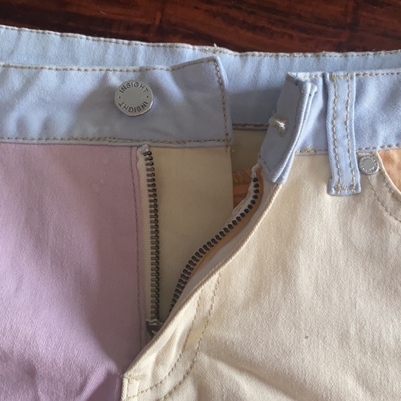 Insight Pastel Color Block Shorts - Picture 2 of 7